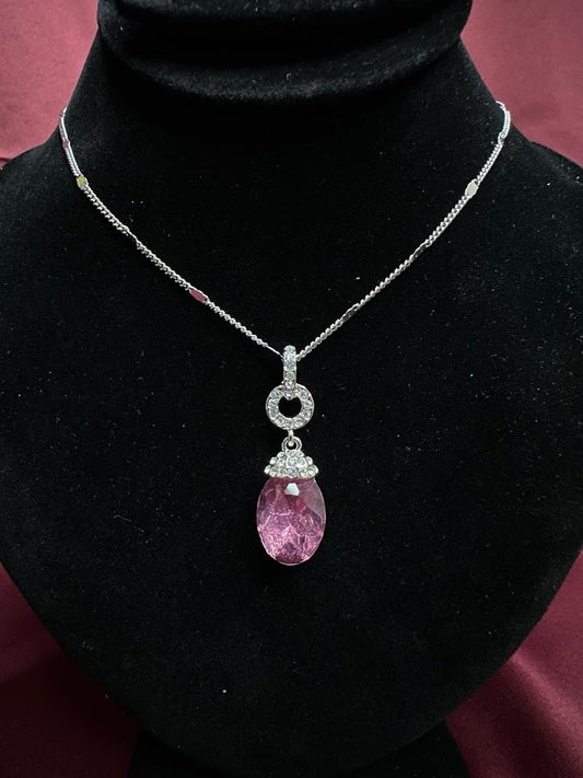Crystal  Teardrop Pendent  Necklace