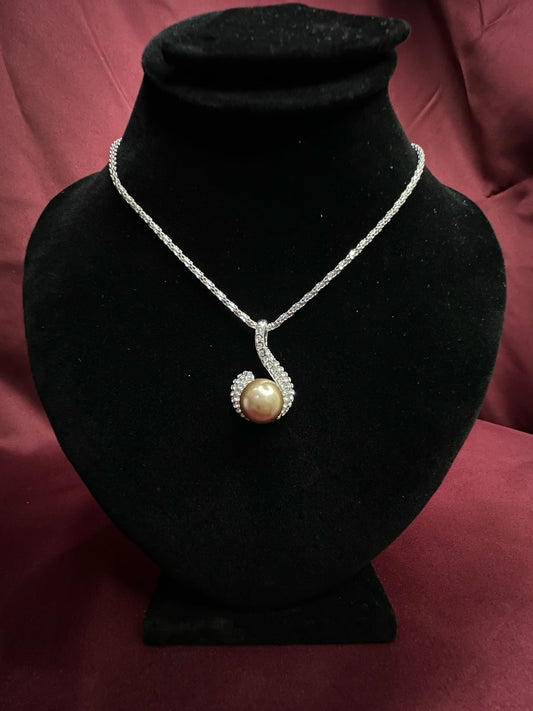 Pearl Wave Necklace