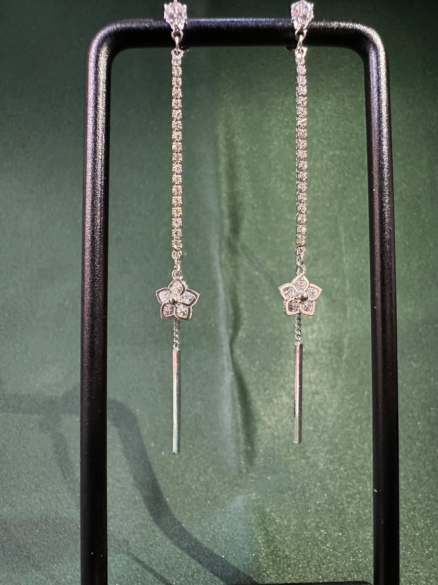 Star Crystal Threader Chain Earrings
